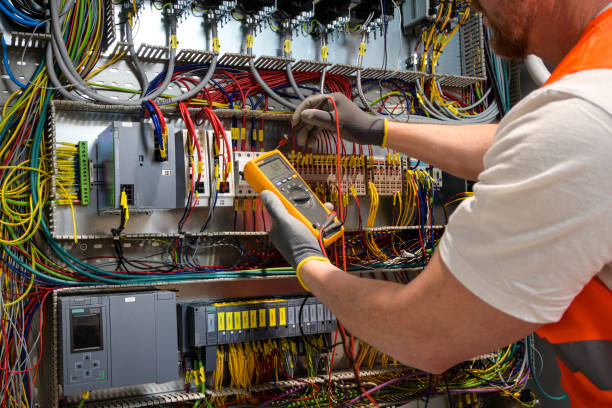 Best Affordable Emergency Electrician  in Mooreland, OK